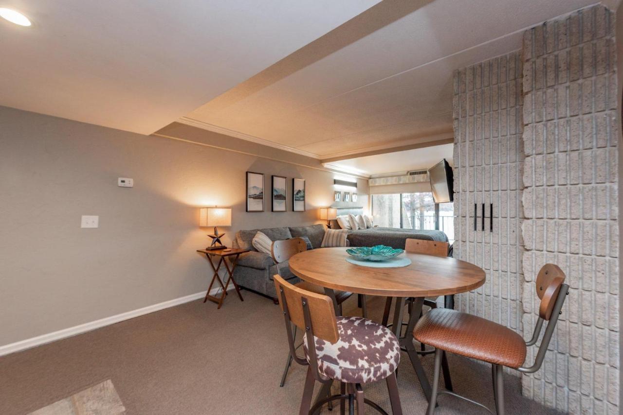 206A Efficiency One Bath Villa Oakland Bagian luar foto